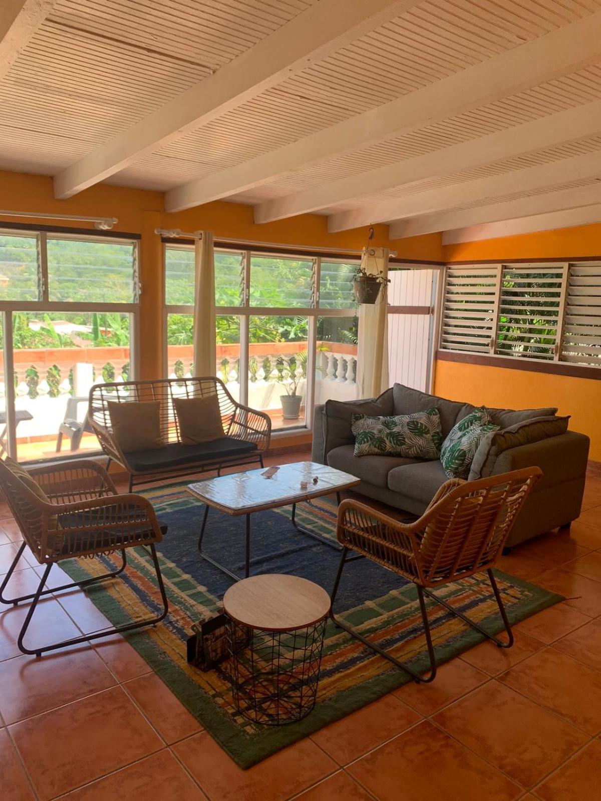 Chez Lulu Apartment Les Abymes Ngoại thất bức ảnh